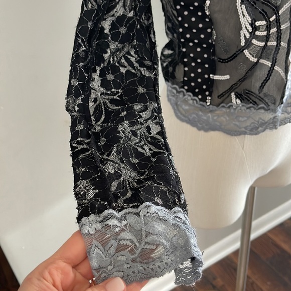 SALE 🧡 Jaipur Lace Jacket - Picture 3 of 5